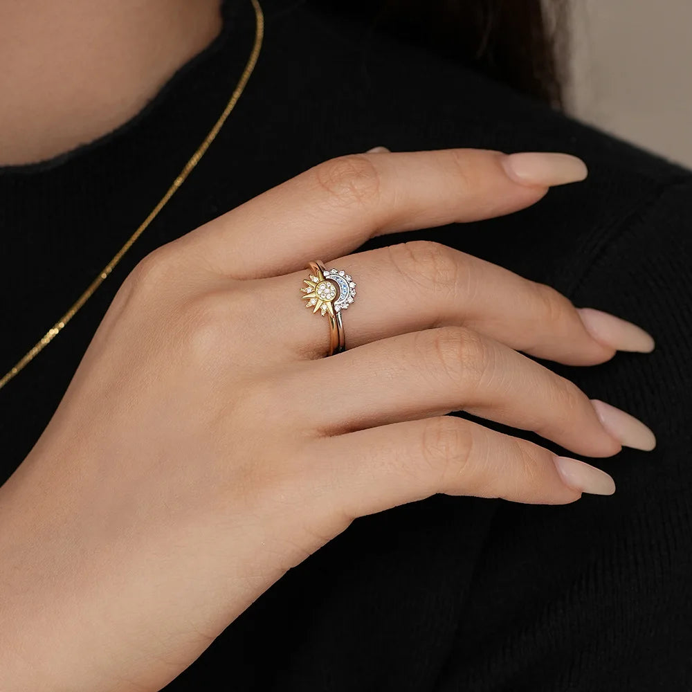 Anel em Prata Lei 925 com Zircônia – Design Lua e Sol Romântico - Joia  Elegante