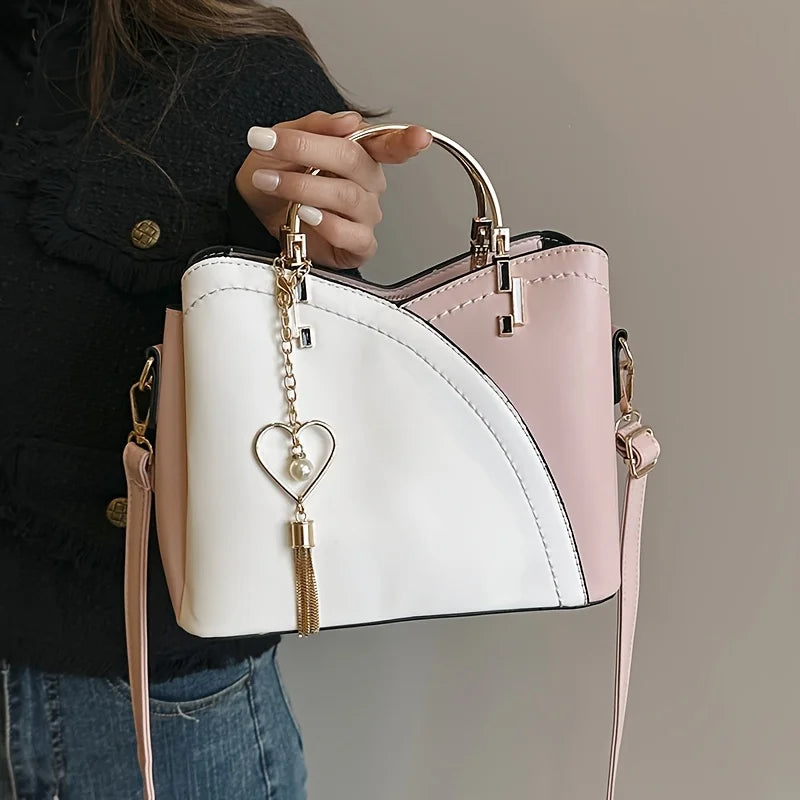 Bolsa Feminina Elegante com Franjas e Bolsos Internos – Uso Diário