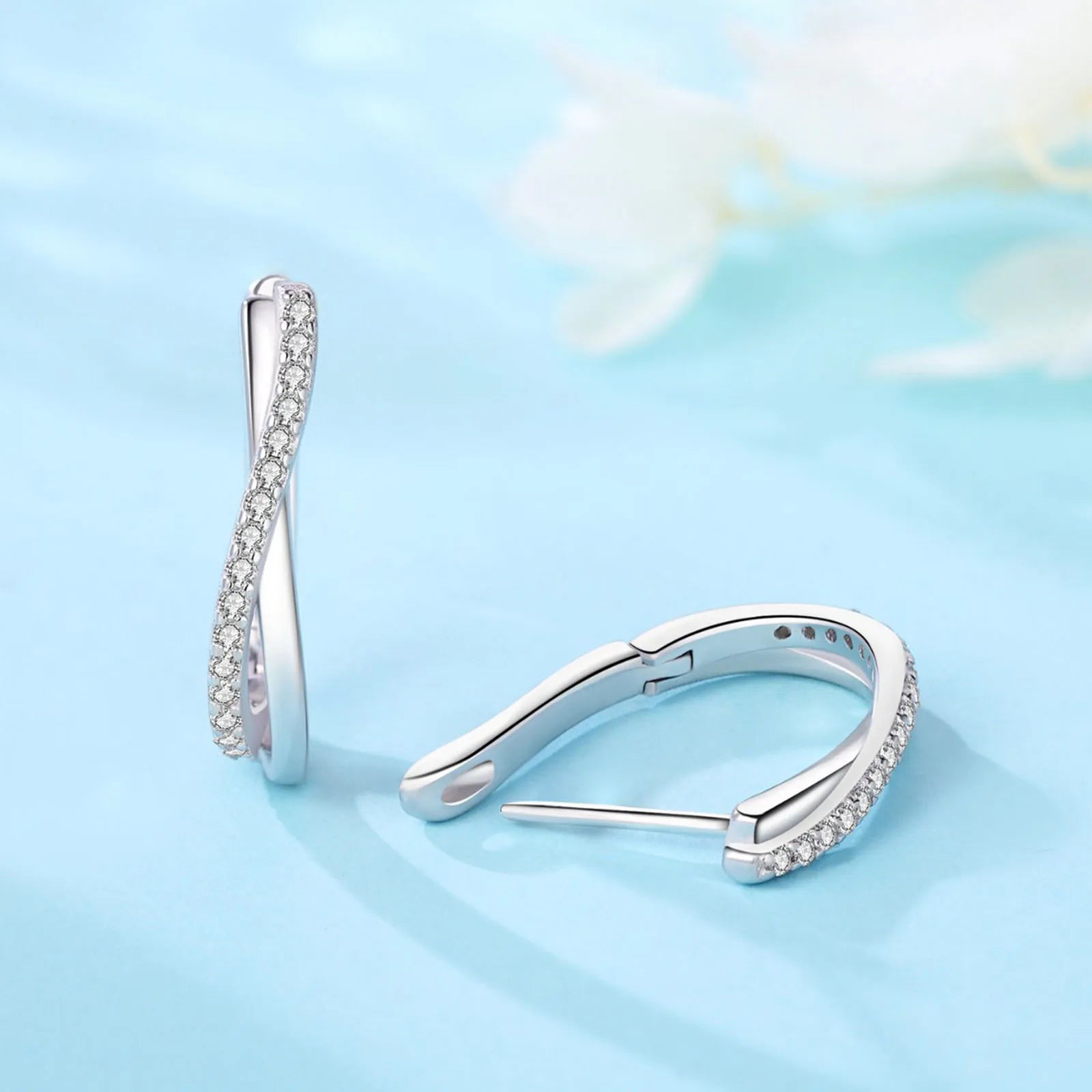 Brincos de Argola em Prata Lei 925 com Zircónia